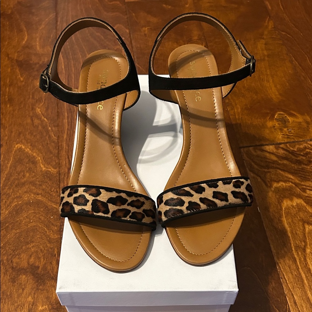 Sundance Black Leather Leopard print Wedges. Size 9, NIB